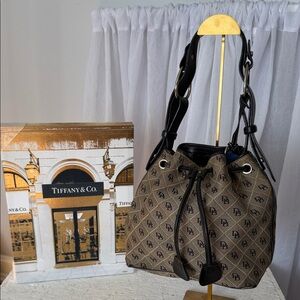 Dooney &Bourke Monogram Black and Tan Vintage Bucket Shoulder Bag